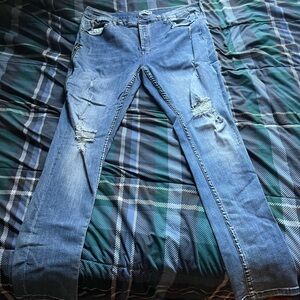 Men's Fashion Nova Distressed Blue Jeans